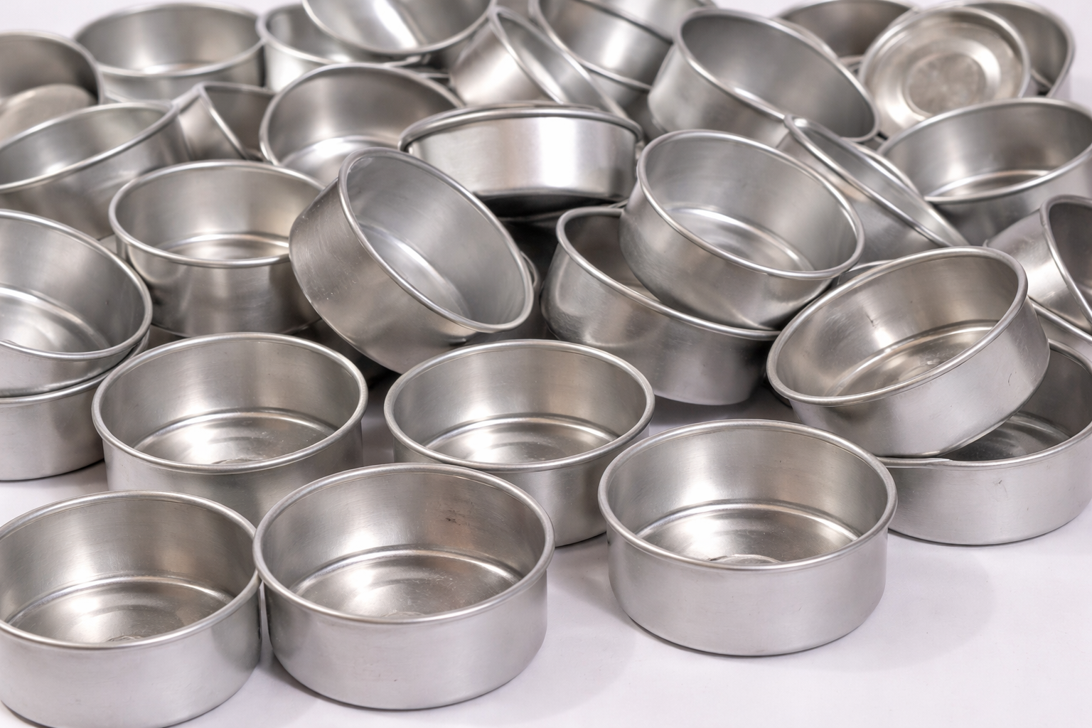 tin jars for candle making